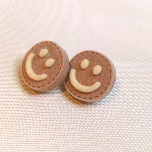 🍑Friendly Emoji Smiley Face Earrings One Size - Picture 5 of 10